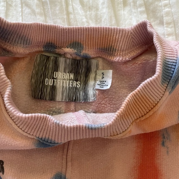 Urban outfitters crewneck - Picture 3 of 3